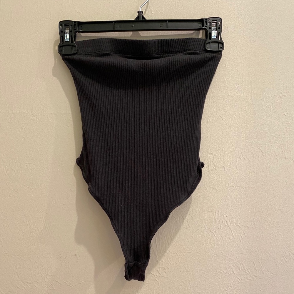 Lightly Used UO Out From Under Strapless Bodysuit